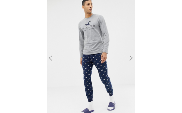 Hollister lounge gift set icon cuffed joggers & logo long sleeve top in navy/gray