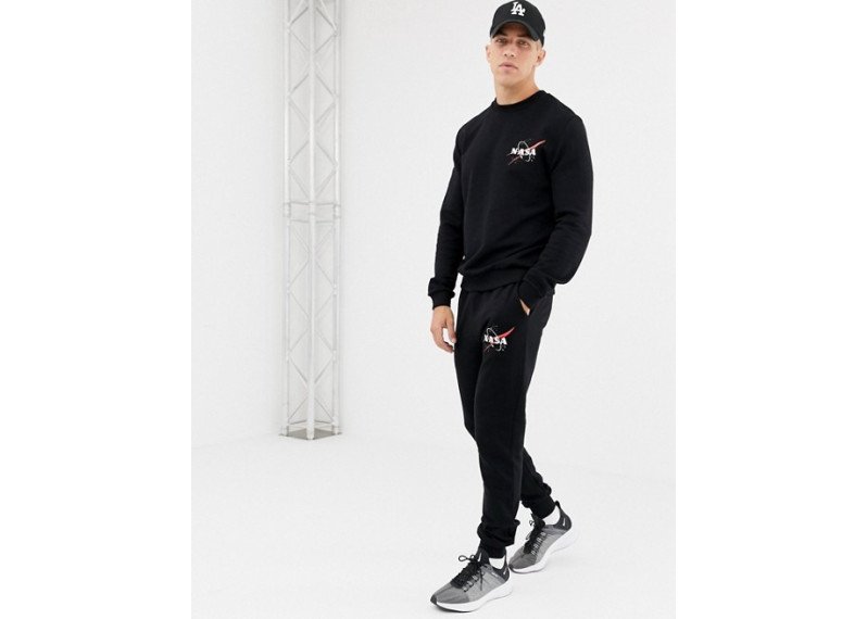 DESIGN sweatshirt/skinny joggers with nasa print in black