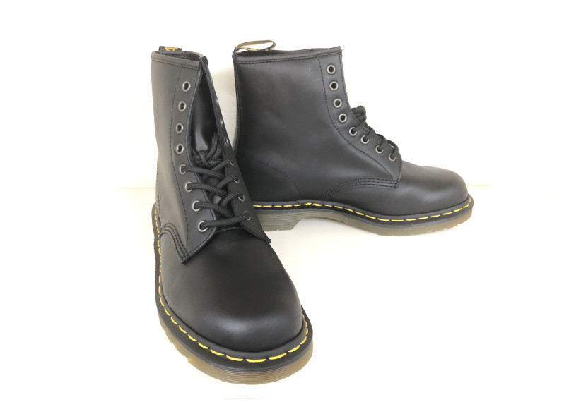 Dr. Martens Softy T