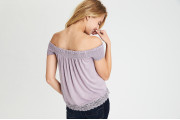 AEO SOFT & SEXY OFF-THE-SHOULDER TOP - Purple